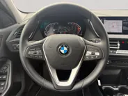 BMW 1 Serie Limousine 118i Sport Line Apple/Android draadloos | Automaat | Climate Con
