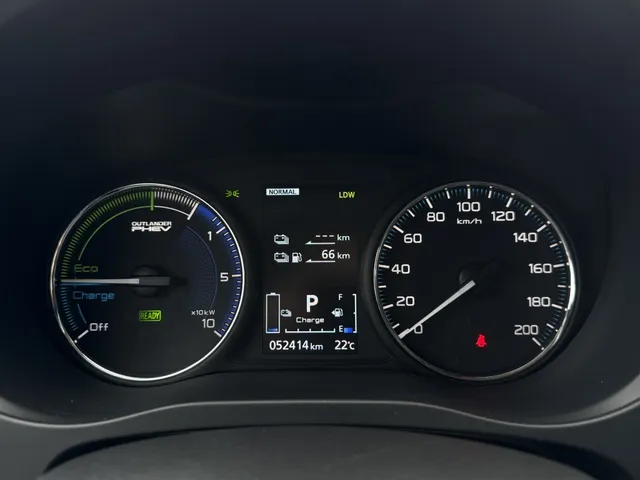 Mitsubishi Outlander 2.4 PHEV Intense+