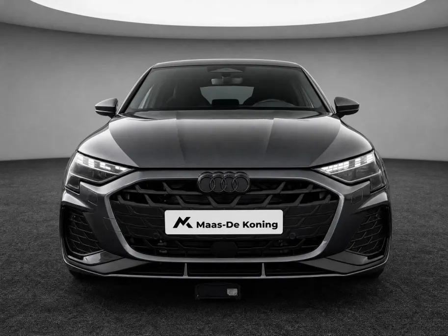 Audi A3 Sportback 40 TFSI e S edition 204 PK · Glazen panoramadak · SONOS premium 3D · Lichtpakket pro ambient light · MEGA Sale