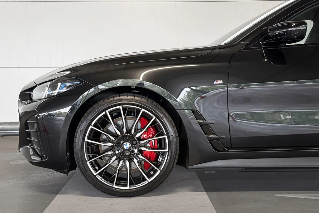 BMW i4 M60 84 kWh