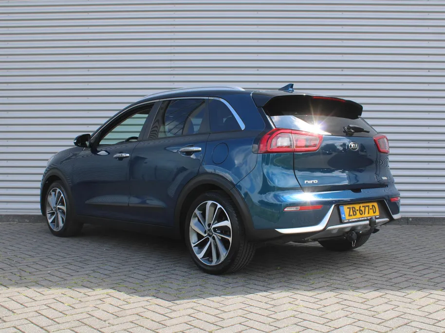 Kia Niro 1.6 GDi Hybrid ExecutiveLine | Trekhaak | Stuur-/stoelverwarming + ventilatie | Camera | Cruise adapt. | 18' LM | Leer | JBL audio |