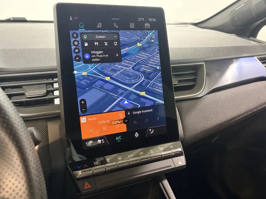 Renault Captur 145PK E-Tech Full Hybrid Esprit Alpine Automaat | Harman Kardon Audio | Stuurwielverwarming | 360 Camera | Parkeersensoren | Apple CarPlay/Android Auto | Navi | Climate Control | Adaptive Cruise Control |
