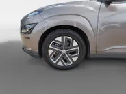 Hyundai Kona 136PK EV Fashion 39 kWh Automaat | Krell Audio | Head Up Display | Climate Control | Camera | Parkeersensoren | Parkeersensoren | Digital Cockpit | Apple CarPlay/Android Auto |