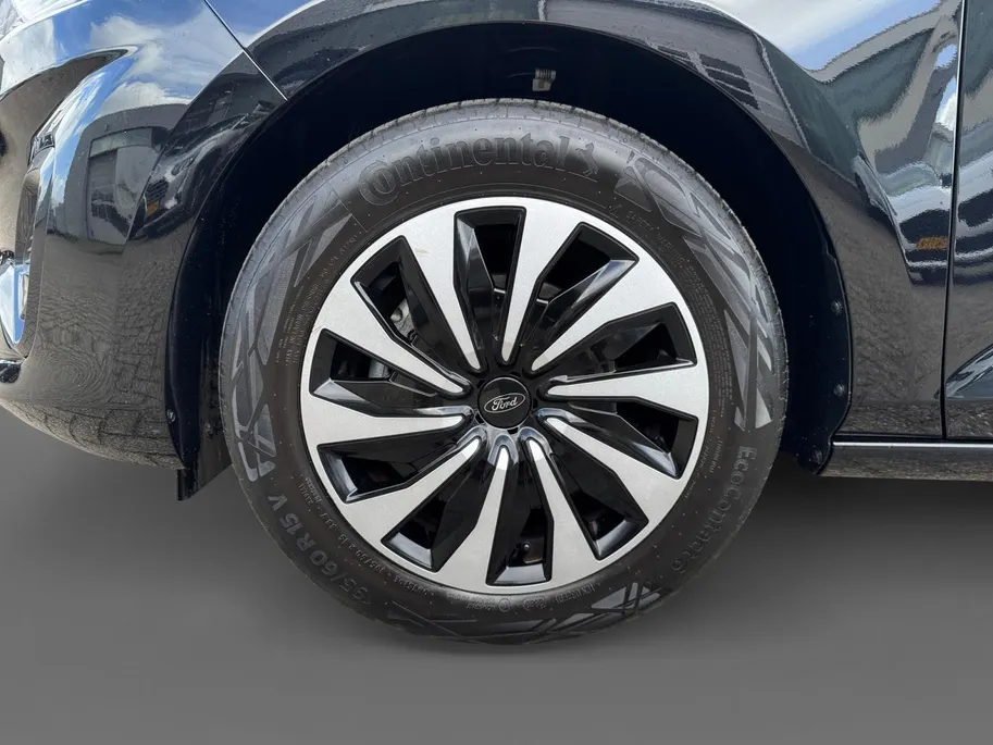 Ford Fiesta 1.0 EcoBoost Hybrid Titanium | NL auto | Dealer onderhouden | Winter pack | Apple carplay & Android auto | Navigatie via carplay | Parkeersensor achter | Cruise control | Bovag garantie |