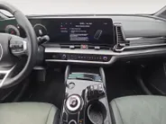 Kia Sportage 1.6 T-GDi Hybrid Dark Edition | Camera | Carplay | Cruise Control Adaptief | Stoelverwarming voor en achter | Full Option |Trekhaak| Fabrieksgarantie t/m 5-2031 |