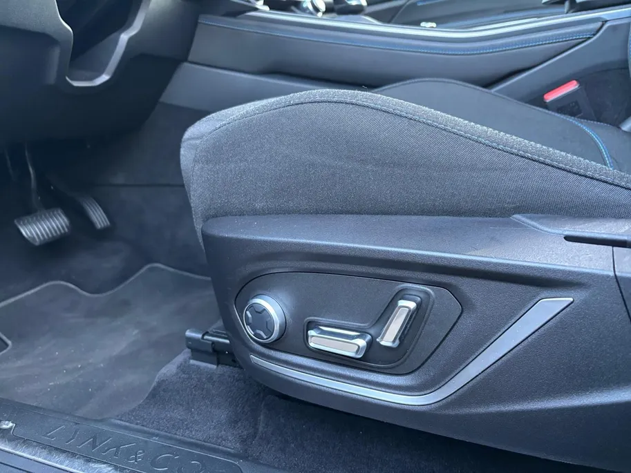 Lynk & Co 01 1.5 | Panoramadak | Climate control | Navi