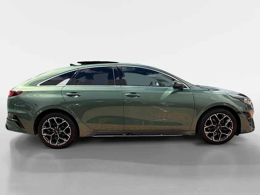Kia ProCeed 1.5 T-GDi GT-Line 1e Eigenaar | Dealer onderhouden | Open dak | Stoel & Stuur verwarming | Navigatie | Apple CarPlay & Android Auto | Fabrieksgarantie | NAP