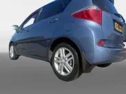 Toyota Verso-S 1.3 VVT-i Dynamic | Achteruitrij Camera | Panorama Dak | Parkeersensoren | Airco | Bluetooth | Hoge Instap | 12 Maanden Bovag Garantie
