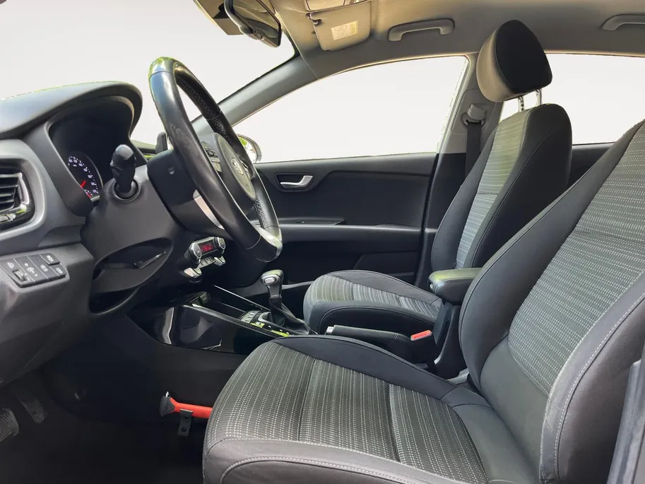 Kia Stonic 1.0 T-GDi MHEV DynamicPlusLine | Automaat | Navigatie | Carplay | Parkeercamera | Cruise Control | Climate Control