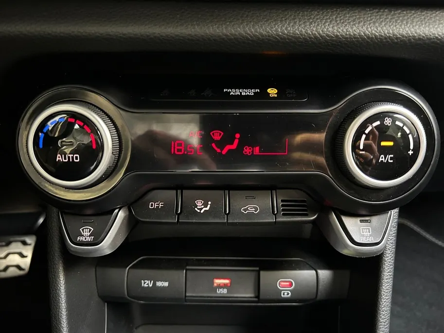 Kia Picanto 1.0 DPI GT-Line Automaat | Apple Carplay / Android Auto | Navigatiesysteem | Stoel + Stuurverwarming | Elektrisch Bedienbaar Schuif / Kanteldak | Parkeersensoren + Camera Achter | Cruise Control | Dodehoekdetectie + Correctie | Lichtsensor | 16'Lichtmetal