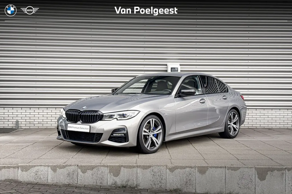 BMW 3 Serie Sedan 320i Business Edition Plus