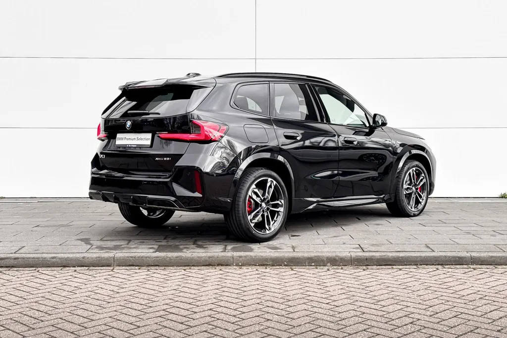 BMW X1 xDrive23i