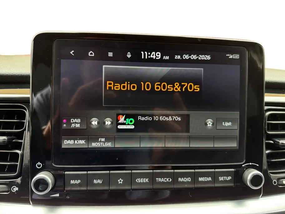 Kia Stonic 1.0 T-GDi MHEV DynamicPlusLine Automaat |  Navi | Apple Carplay/Android Auto | Metallic lak | Stoel & stuurverwarming | Fabrieksgarantie t/m 11-8-2032 + 3x 1 jaar* | NAP