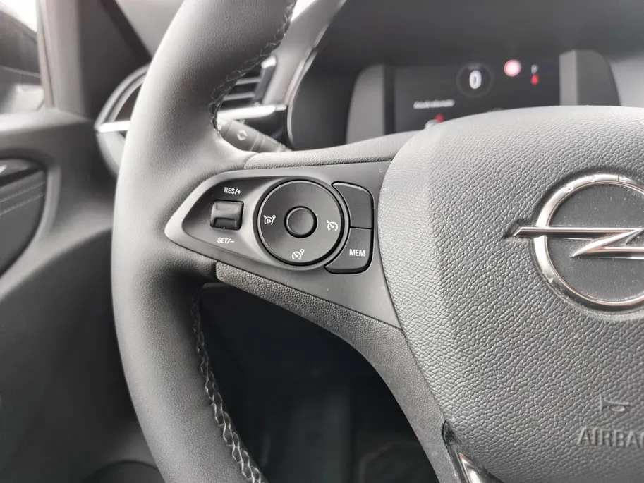 Opel Corsa-e Level 3 50 kWh | Stoelverwarming | Climate Control | | Incl. 12 maanden garantie, APK, Onderhoudsbeurt etc. Premiumpakket gratis! |
