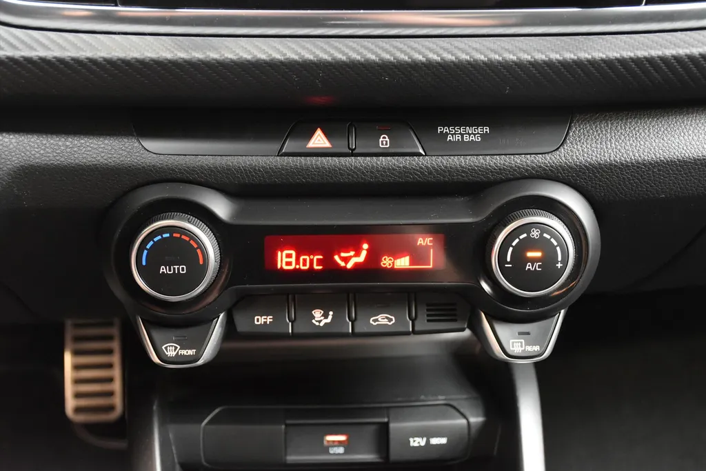 Kia Rio 1.0 T-GDI MHEV 100pk GT-Line Edition Carplay Cruise Climate