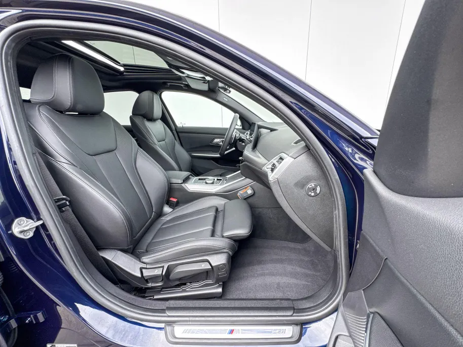 BMW 3 Serie Sedan 330e M-Sport
