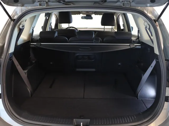 Kia Carens 2.0 GDi BusinessLine Automaat Trekhaak