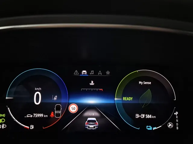 Renault Captur E-Tech plug-in hybrid 160PK techno | CAMERA | NAVI