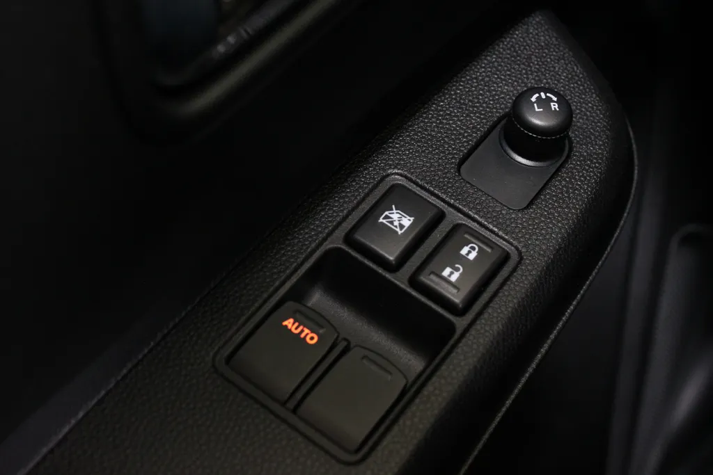 Suzuki Ignis 1.2 Smart Hybrid Select / Navi. / Stoelverwarming  / Camera / Led /