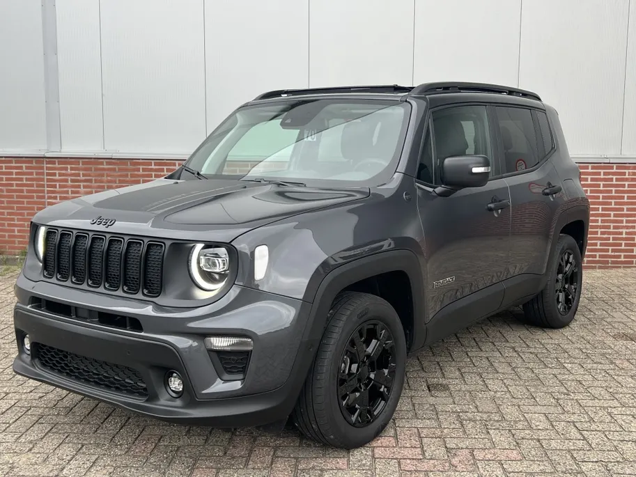 Jeep Renegade 4xe 240 PK Hybrid North Star | Pano | Safety | Winter | 18'