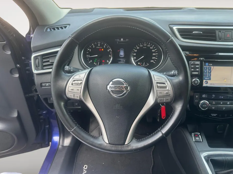 Nissan QASHQAI 1.2 Acenta | Climate | Cruise | Trekhaak | Parkeersensoren | Camera | Navigatie |