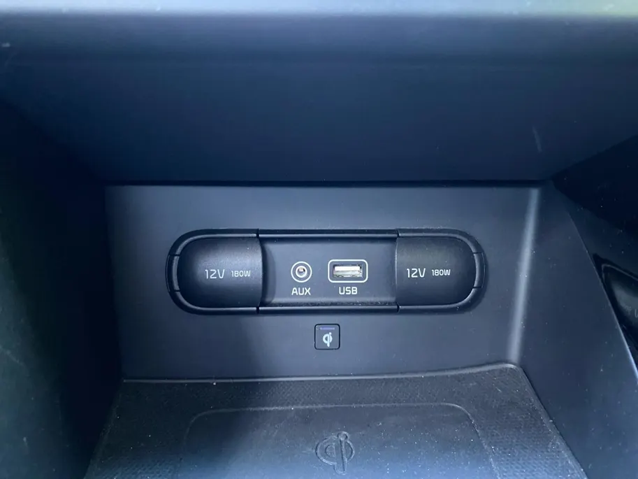 Kia Niro 1.6 GDi Hybrid Style Edition | Climate Control | Trekhaak | Navigatie | Parkeercamera | Stoel + stuurverwarming |