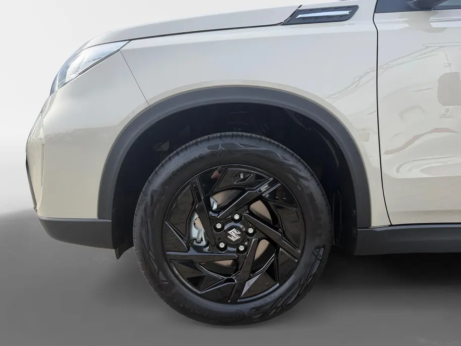 Suzuki Vitara 1.4 Boosterjet Smart Hybrid Special Edition | VOORRAAD! | €2200,- korting | Black Look | 17' zwarte lichtmetalen | Lederen en suède bekleding | Parkeersensoren Voor en achter