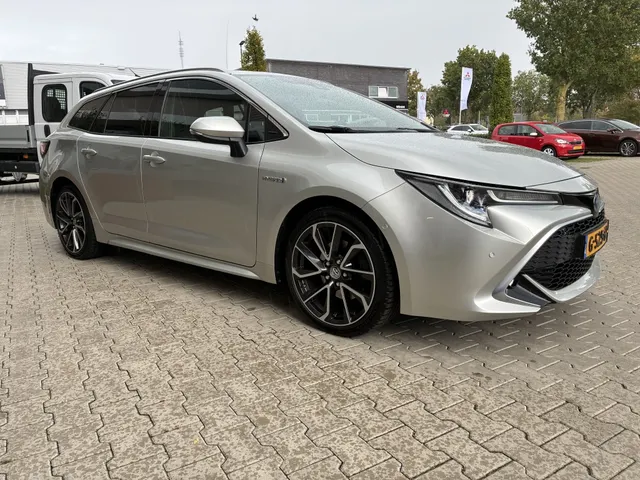 Toyota Corolla Touring Sports 2.0 Hybride Executive | JBL | Headup | Trekhaak
