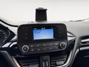 Ford Fiesta 1.1 Trend | Zeer nette auto! | Dealer onderhouden | Bluetooth | Elektr. Ramen | Airco | 12 maanden garantie! |