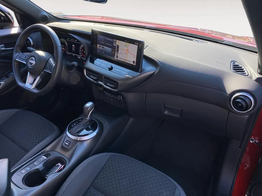 Nissan Juke 1.6 Hybrid automaat N-Connecta Sportstoelen | LED | Automaat | cruise | navi | camera | etc.