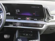 Kia Sportage 1.6 T-GDi Hybrid GT-Line | Stuur-/stoelverwarming | Elek. stoelverstelling + achterklep | Schuifdak | 18' LM | Cruise adapt. | Camera |