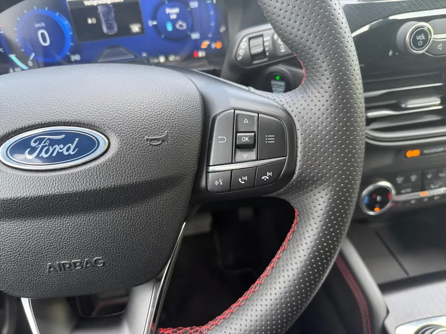 Ford Kuga 2.5 PHEV ST-Line | winter Pack | Technology Pack | Apple Carplay & Android Auto | Driver Assistance Pack |