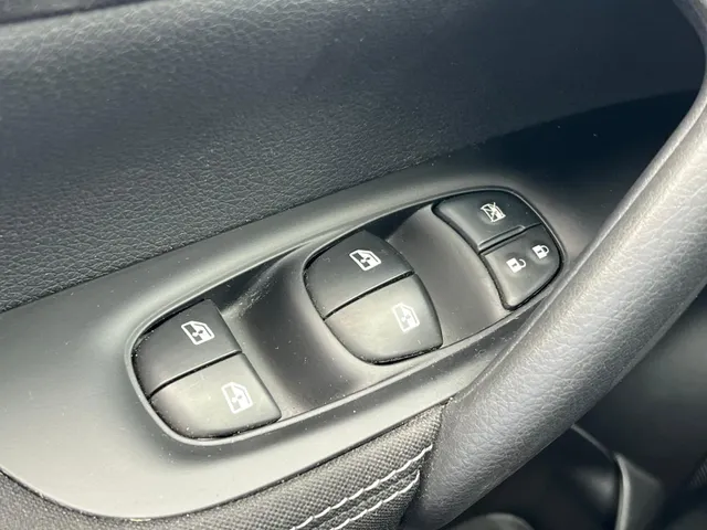 Nissan QASHQAI 1.2 N-Connecta | NAVIGATIE | PANORAMA DAK | 360 CAMERA | 18 INCH | CRUISE CONTROL | CLIMATE CONTROL |