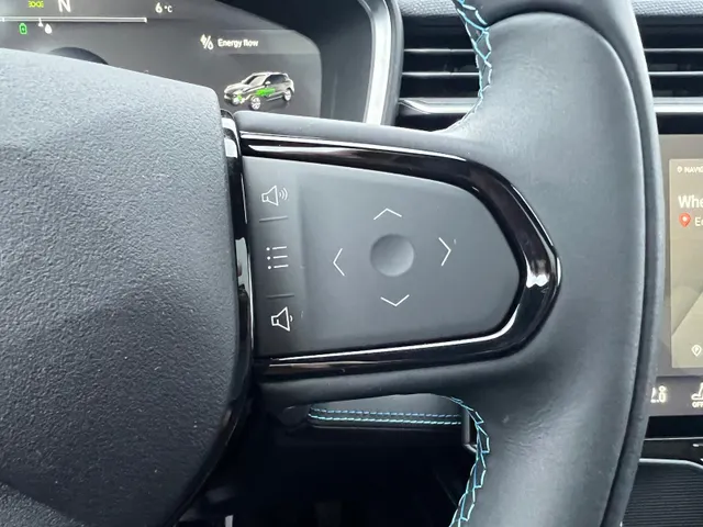 Lynk & Co 01 1.5 AUTOMAAT | 360 CAMERA | PANORAMA DAK | EL A. KLEP | ADAPTIVE CRUISE | ZWARTE HEMEL | ROLHOES |