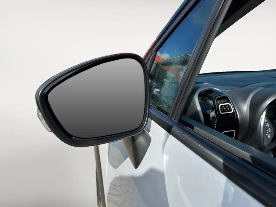 Citroën C3 Aircross 1.2 PureTech S&S Shine | Stoelverwarming | Cruise Control | Parkeersensoren | Parkeer Camera | Climate Control |