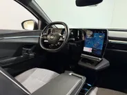 Renault Megane E-Tech 220PK EV60 Optimum Charge Techno Automaat | Camera | Digital Cockpit | Apple CarPlay/Android Auto | Parkeersensoren | 20' Lichtmetalen Velgen | Adaptive Cruise Control | Full LED | Stoelverwarming |