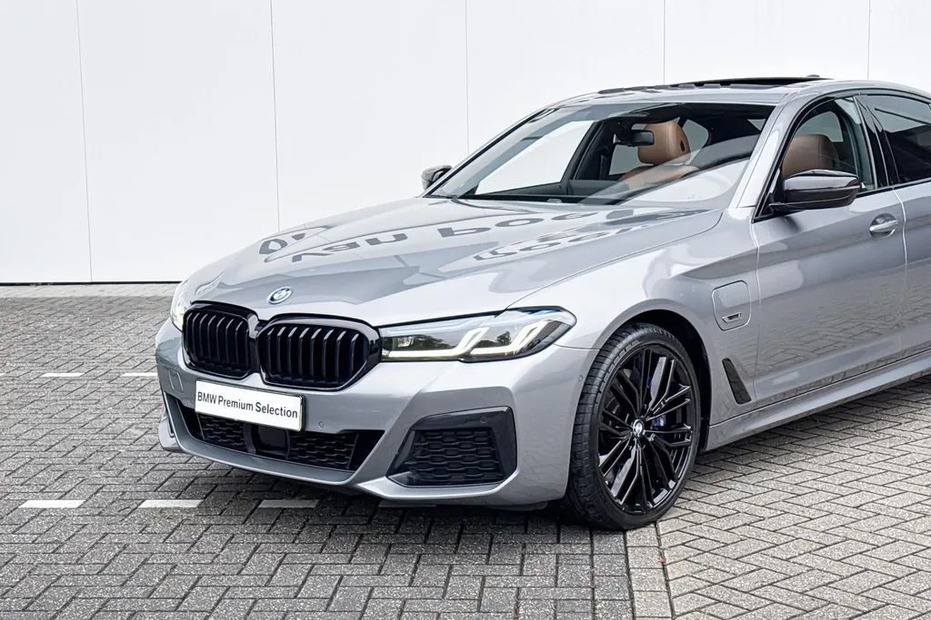 BMW 5 Serie Sedan 545e xDrive