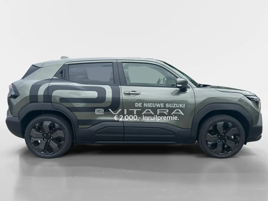 Suzuki e Vitara Style 61 kWh | Stuur/Stoel Verwarming | Dodehoekdetectie | 360 Camera | Elektrische stoelverstelling | Apple Carplay/Android Auto |
