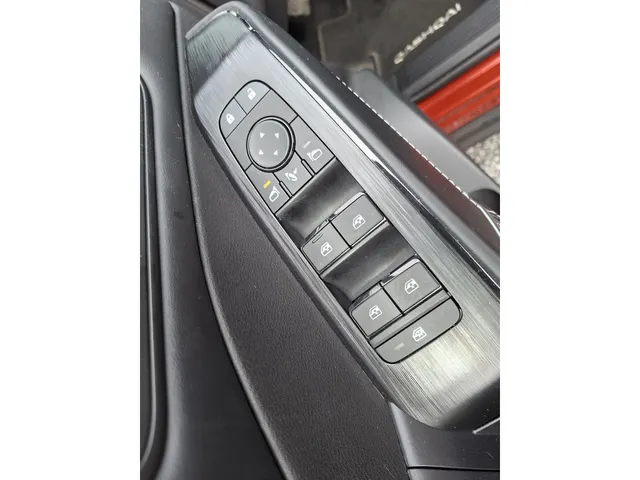 Nissan QASHQAI 1.3 MHEV Xtronic N-Connecta NAVI | PANO DAK | NL-auto | rijklaarprijs !!