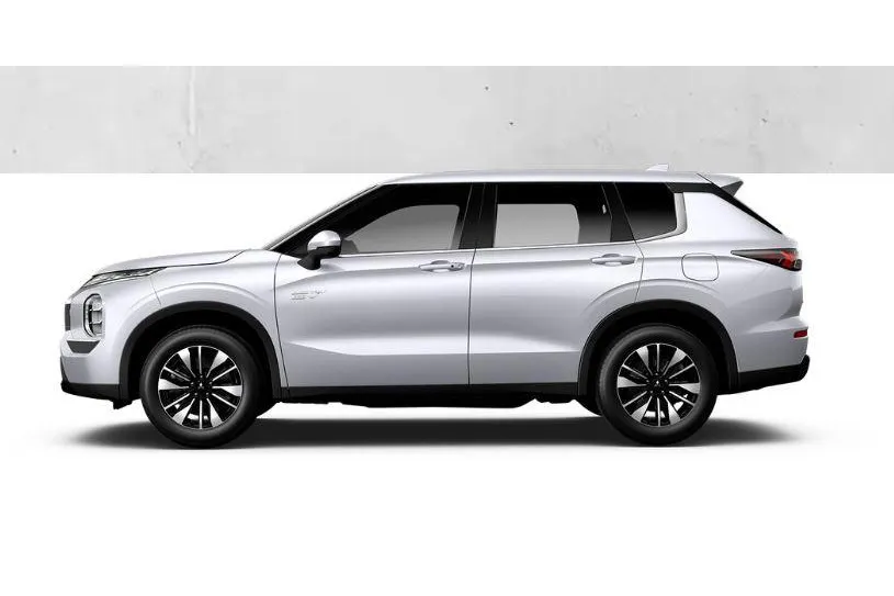 Mitsubishi Outlander 2.4 PHEV Intense € 5.000 euro korting eigen voorraad| 8 jaar garantie| Snel leverbaar | Totaalprijs op is op.