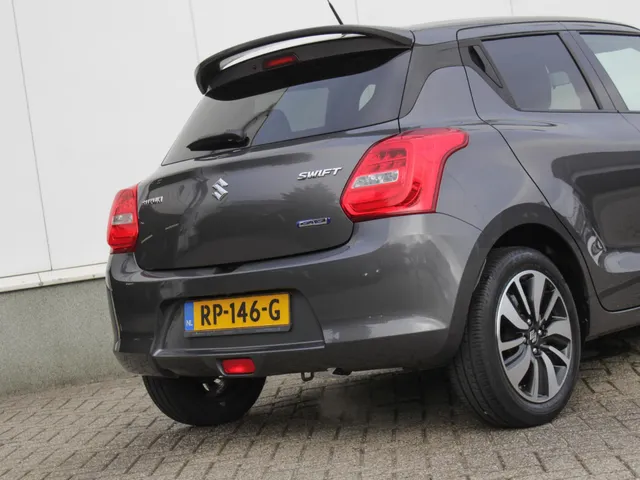 Suzuki Swift 1.0 Stijl Smart Hybrid | Navi | Cruise | Clima | Lm-Velgen