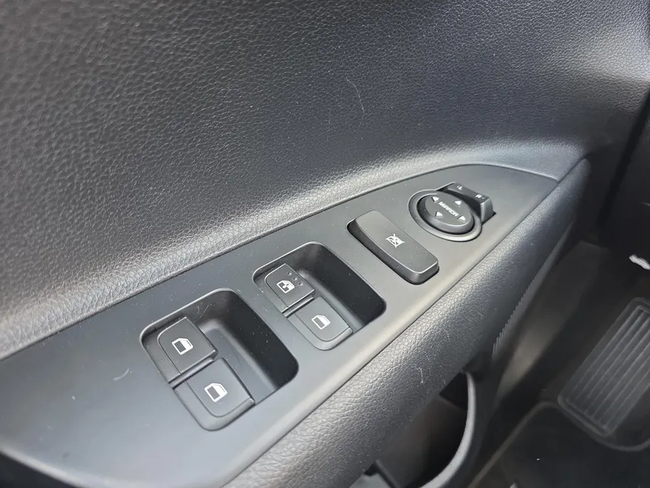 Kia Stonic 1.2 MPi ComfortPlusLine Navigator | Achteruitrijcamera | Apple/Android Carplay | Stoel en Stuurverwarming | Cruise control | 12 maanden garantie! |