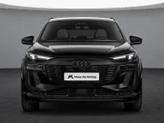 Audi Q6 e-tron S edition 83 kWh 252 PK · Trekhaak elek. wegklapbaar · Optiekpakket zwart · Zwart lederen S-line bekleding