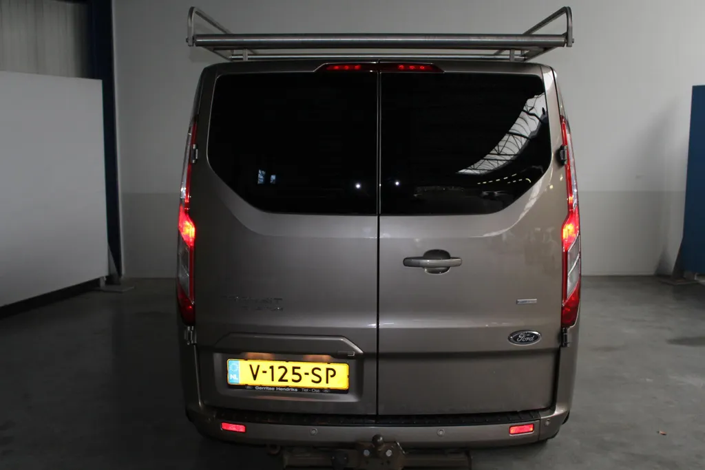 Ford Transit Custom 300 2.0 TDCI L1H1 Limited | Drivers Assistance Pack | stoel & stuur verwarming | imperiaal | Safety pack | trekhaak | Apple Carplay/Android Auto |