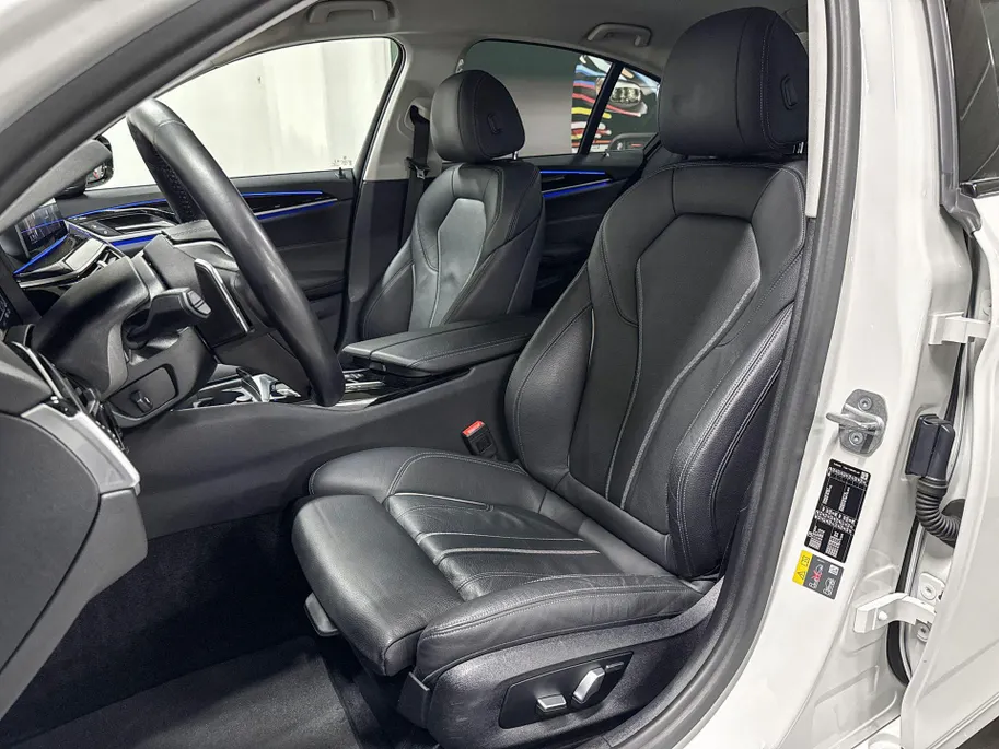 BMW 5 Serie Sedan 530e iPerformance High Executive