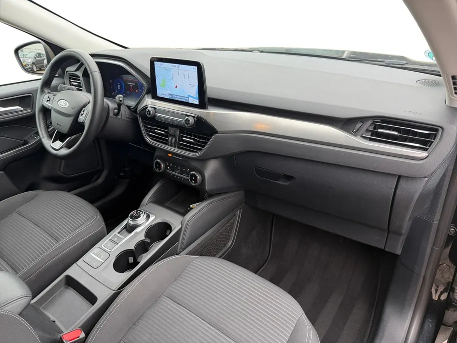 Ford Kuga 2.5 PHEV Titanium | Dealer Onderhouden | SOH 91% | El. Trekhaak | Adapt. Cruise Control | BLISS | Achteruitrijcamera | Parkeersensoren voor & achter | Winterpakket | All Season Banden
