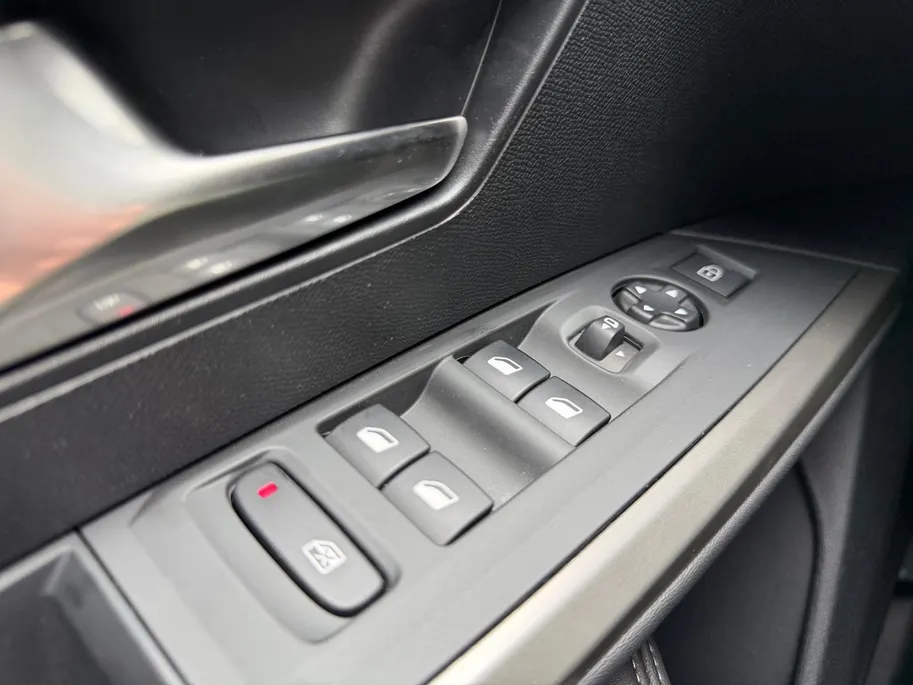 Peugeot 3008 1.2 Hybrid 136 Allure 360 Camera | ACC | Climate control | PDC |
