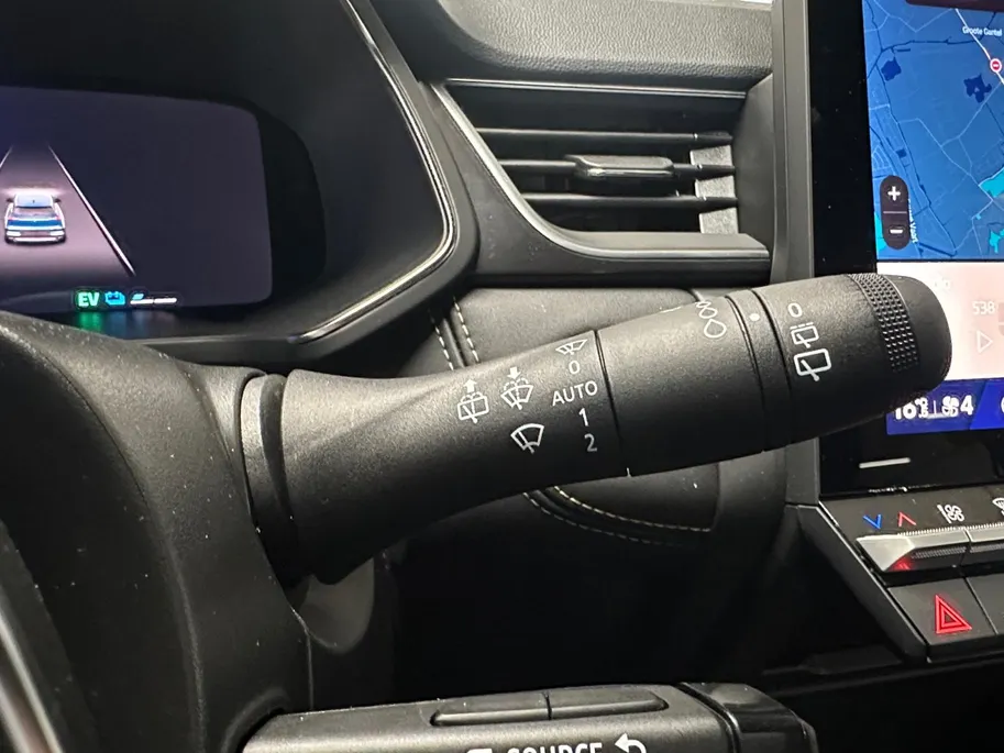 Renault Symbioz 1.8 E-Tech full hybrid 160 iconic | Nu met 3.000euro voorraadkorting bij Zeeuw & Zeeuw Naaldwijk |