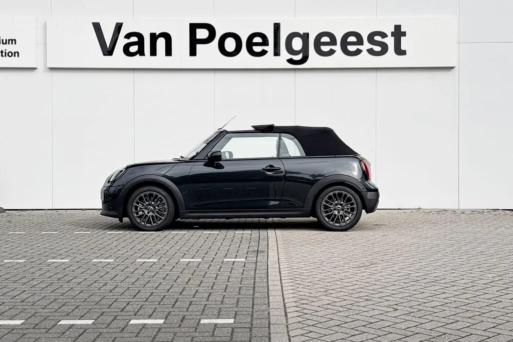 MINI Cooper Cabrio 2.0 Cooper S Favoured S