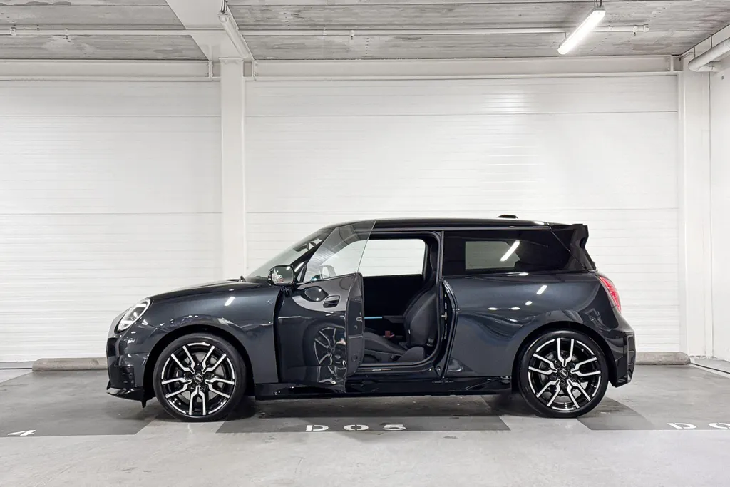MINI Cooper 3-deurs Electric Cooper E John Cooper Works